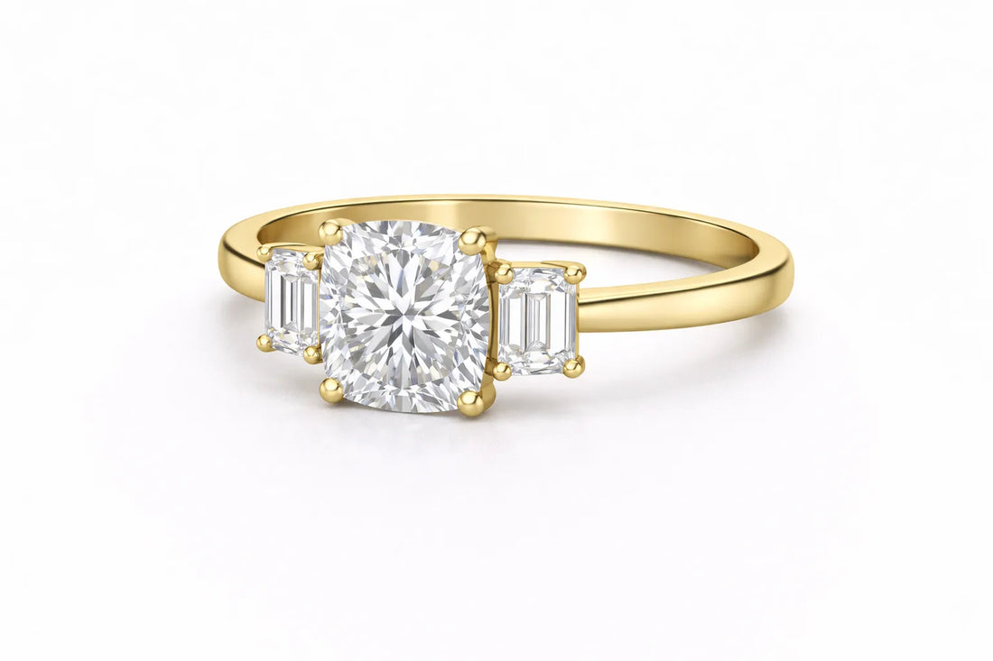 EMERALD CUSHION TRIO "GRACE" RING 1.79ct — Savina Diamonds (view 1 of 4)